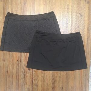 BLEVONH Women's Size 2XL Lot Of 2 Tennis Golf Skirt Skorts W/ Cell Phone Pocket